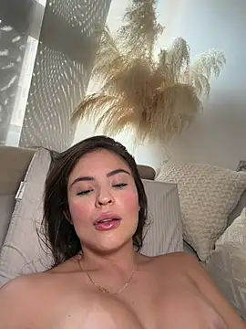 แชท XXX สดของ SofiaGomez444