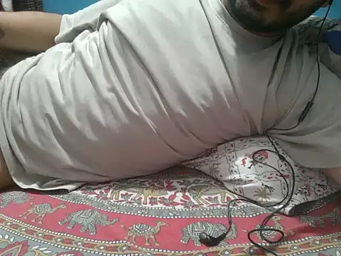 Precumboner Adlı Modelin Canlı XXX Sohbeti