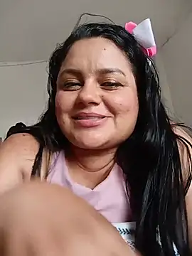 Dirty-violeta_19 Adlı Modelin Canlı XXX Sohbeti