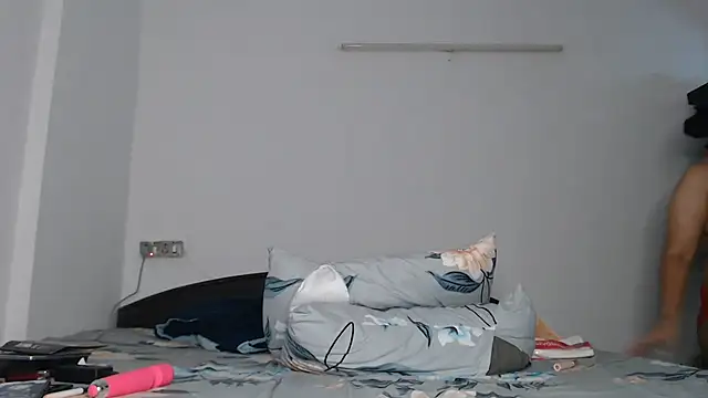 Virgin_Aisha 现场XXX聊天