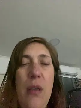 lulupiecitosamor Adlı Modelin Canlı XXX Sohbeti