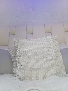 KeitinThompson Chat XXX in diretta