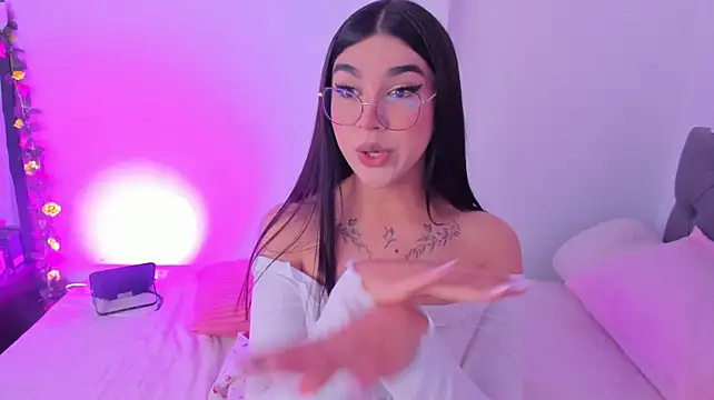 Czat XXX na żywo – RoseCassie