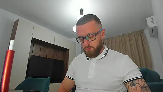 Findom_guy – Naživo XXX chat