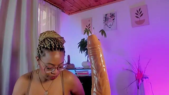Imlauraan Live XXX chat