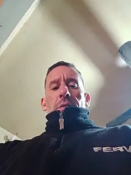hernan198o Chat XXX in diretta