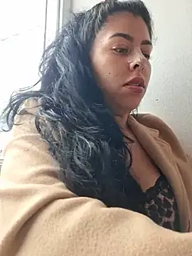 Luianna Live XXX-chat