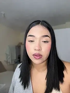 Issa_rodriguez Adlı Modelin Canlı XXX Sohbeti