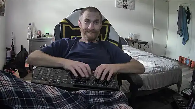 הופעת וובקאם של Tiggitytomociti