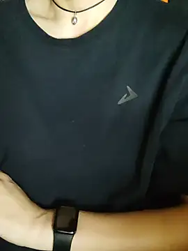 Aashikalaa's Live XXX Chat