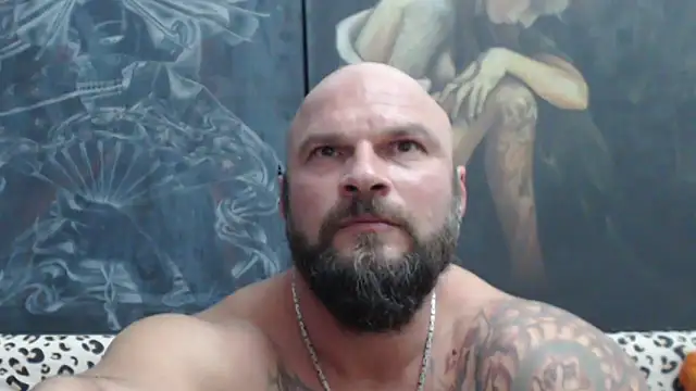 viking_30 élő XXX-chatje