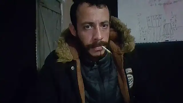Chat XXX ao vivo de MachoScorpionCaralho
