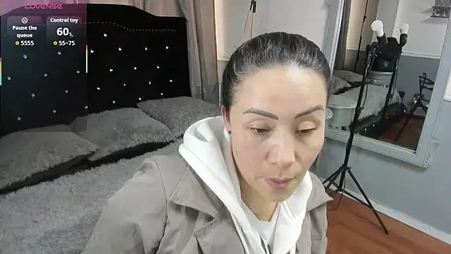 gaby_trent 现场XXX聊天