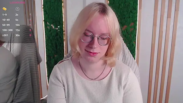 Amanda_Butlerr: онлайн-секс-чат