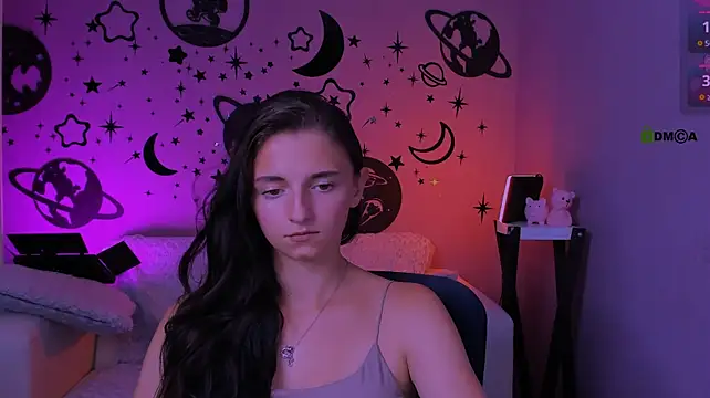 caroline_honeyy 现场XXX聊天