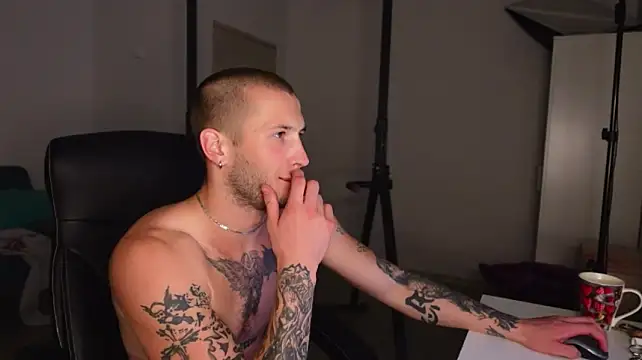Igor_Wilde 现场XXX聊天