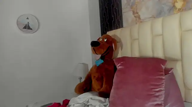jenn_neus – Naživo XXX chat
