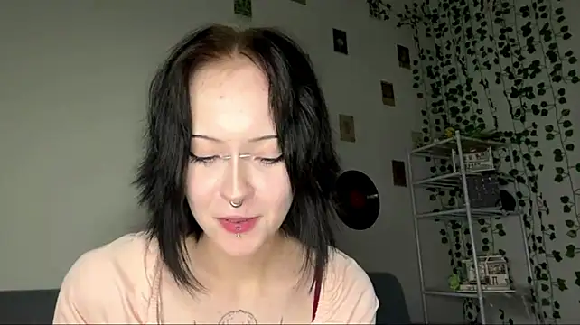 Alicefralies – Naživo XXX chat
