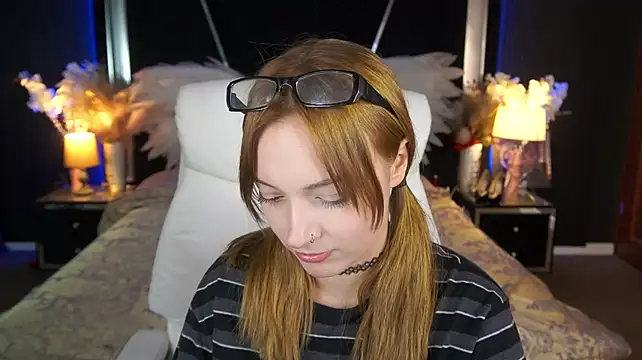LizzaMoonn Obrolan Langsung XXX