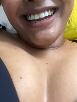 Muni_Ki_Sexychut Obrolan Langsung XXX