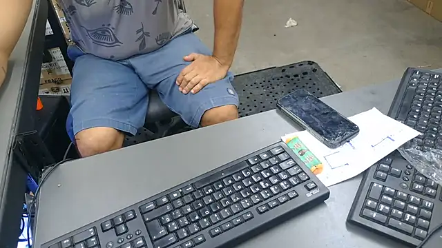 BustedCall élő XXX-chatje