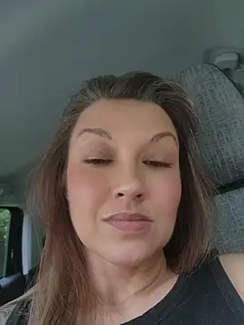 NicolePearl Adlı Modelin Canlı XXX Sohbeti
