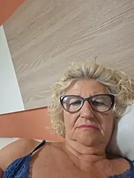Czat XXX na żywo – rosasuso