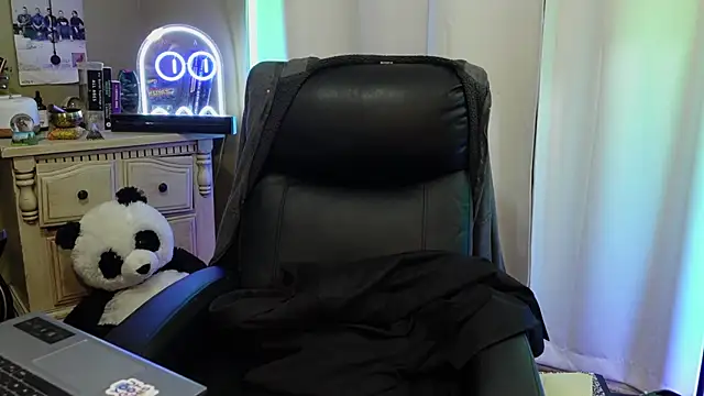 Ghost11_11's Live XXX Chat