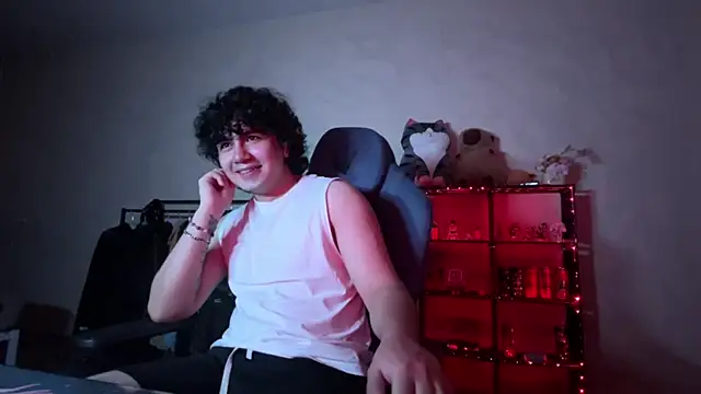 _ELIGOS_ live XXX chat