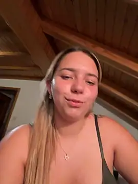 Naomi-Klein Live XXX-Chat