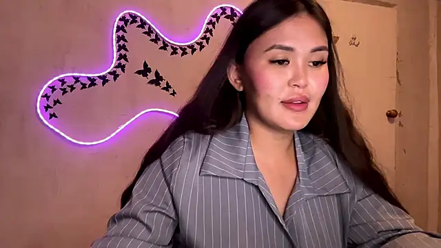 Camillaliss Adlı Modelin Canlı XXX Sohbeti