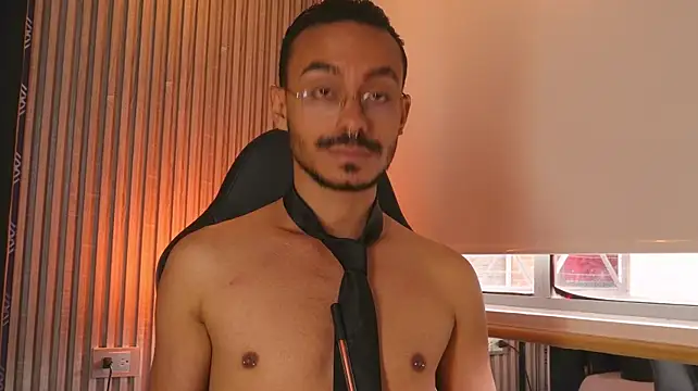 Živý XXX chat thomas_montiel