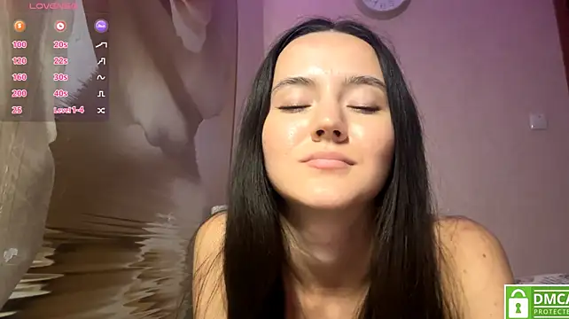 Kiaicatie Adlı Modelin Canlı XXX Sohbeti