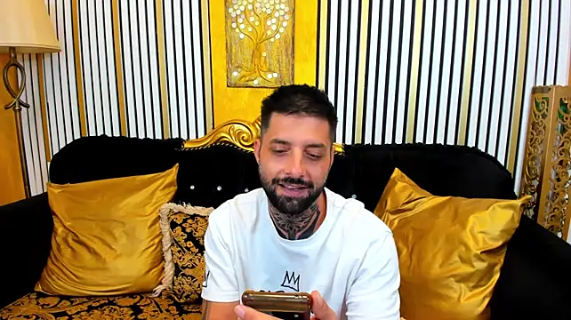 TommyDum's Live XXX Chat