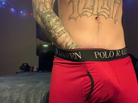 XXX chat uživo modela JuicyJoshy