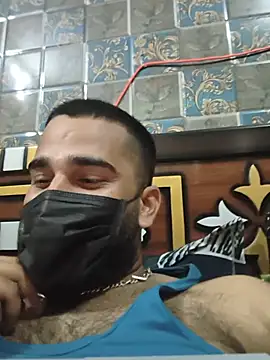 แชท XXX สดของ BeardKingoBack