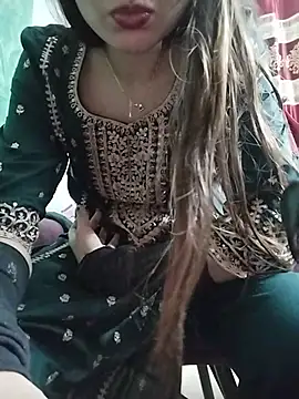 Chat XXX en directo de Noor_Darliing