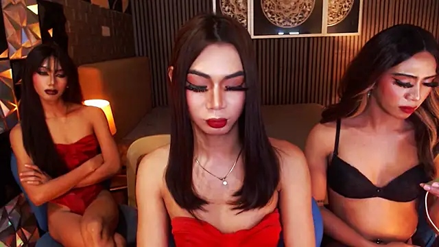 Chatroom XXX en direct de AudreyMilesTrans
