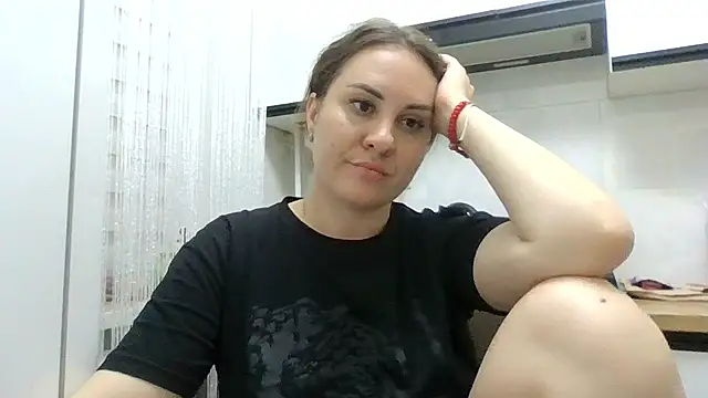 دردشة MeadowEyes الجنسية المباشرة