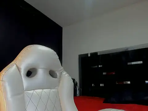 Miranda_bigcock3 – Live XXX-chat
