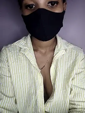 SIMMI_CHOUDHARY's Live XXX Chat