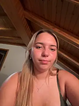 Naomi-Klein Live XXX-chat