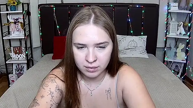 LauraHlot's Live XXX Chat