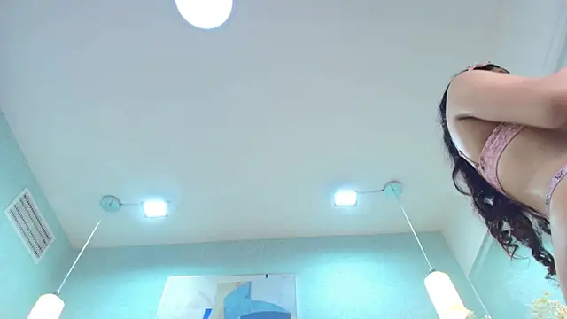 Maddie_T18's Live XXX Chat