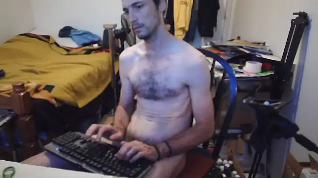 JohnnyMoves Adlı Modelin Canlı XXX Sohbeti