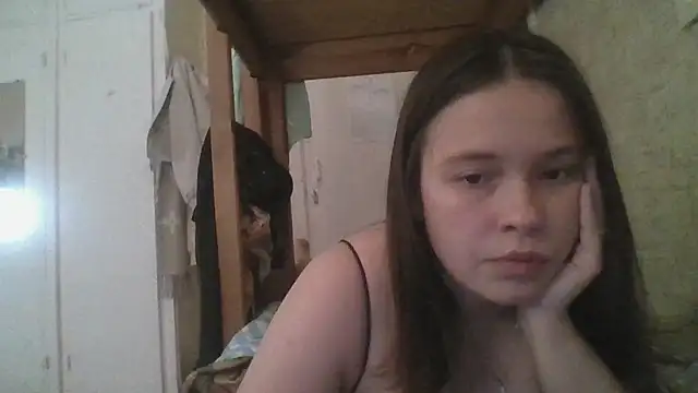 RiaLowelyt Live XXX-chat