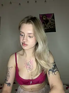 blondiedoll Live XXX-chat