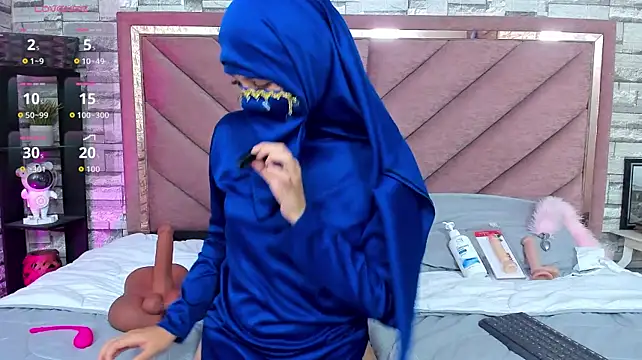 Zully_Mansur Live XXX-chat