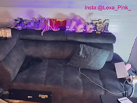 LexaPink: απευθείας συνομιλία ΧΧΧ