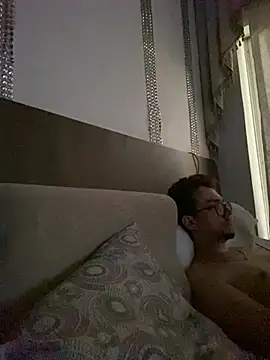 VeronicaSaenzx 即時 XXX 聊天